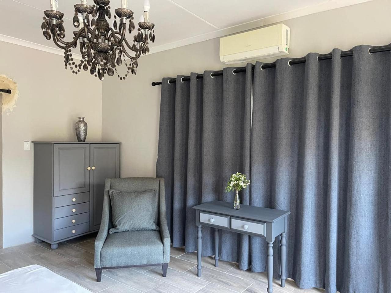 Nauntons Guest House&Wedding Venue Ladysmith Extérieur photo