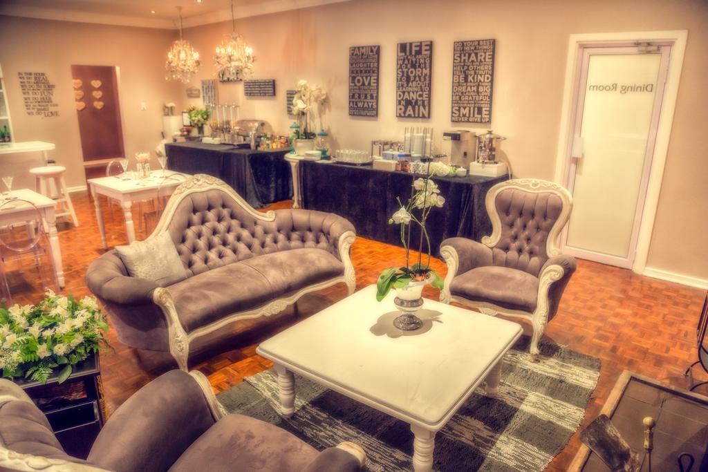 Nauntons Guest House&Wedding Venue Ladysmith Extérieur photo