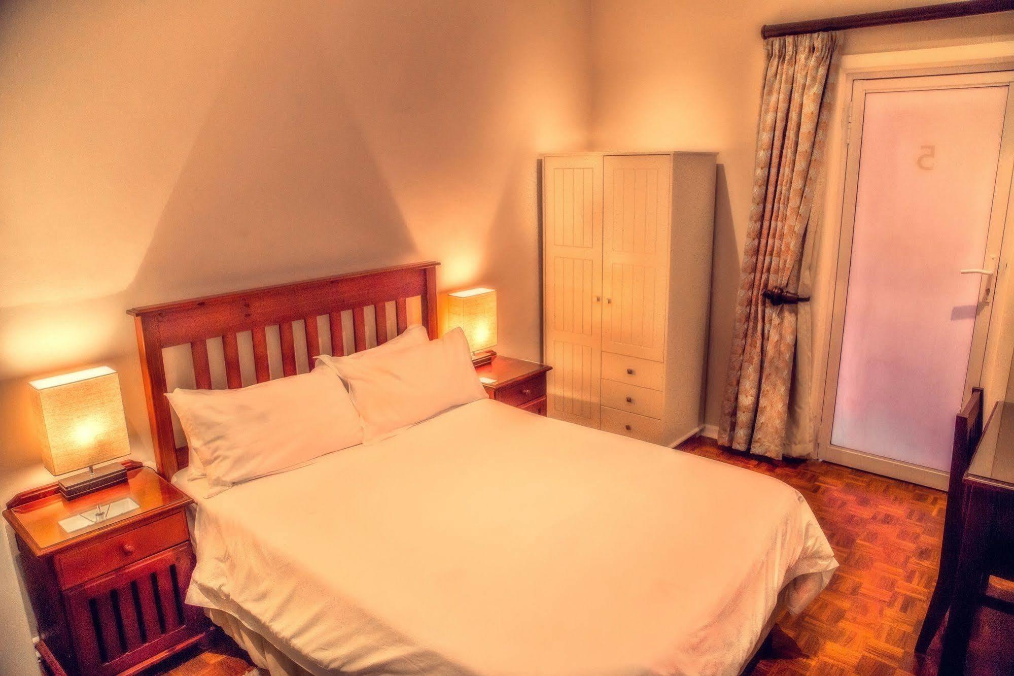 Nauntons Guest House&Wedding Venue Ladysmith Extérieur photo